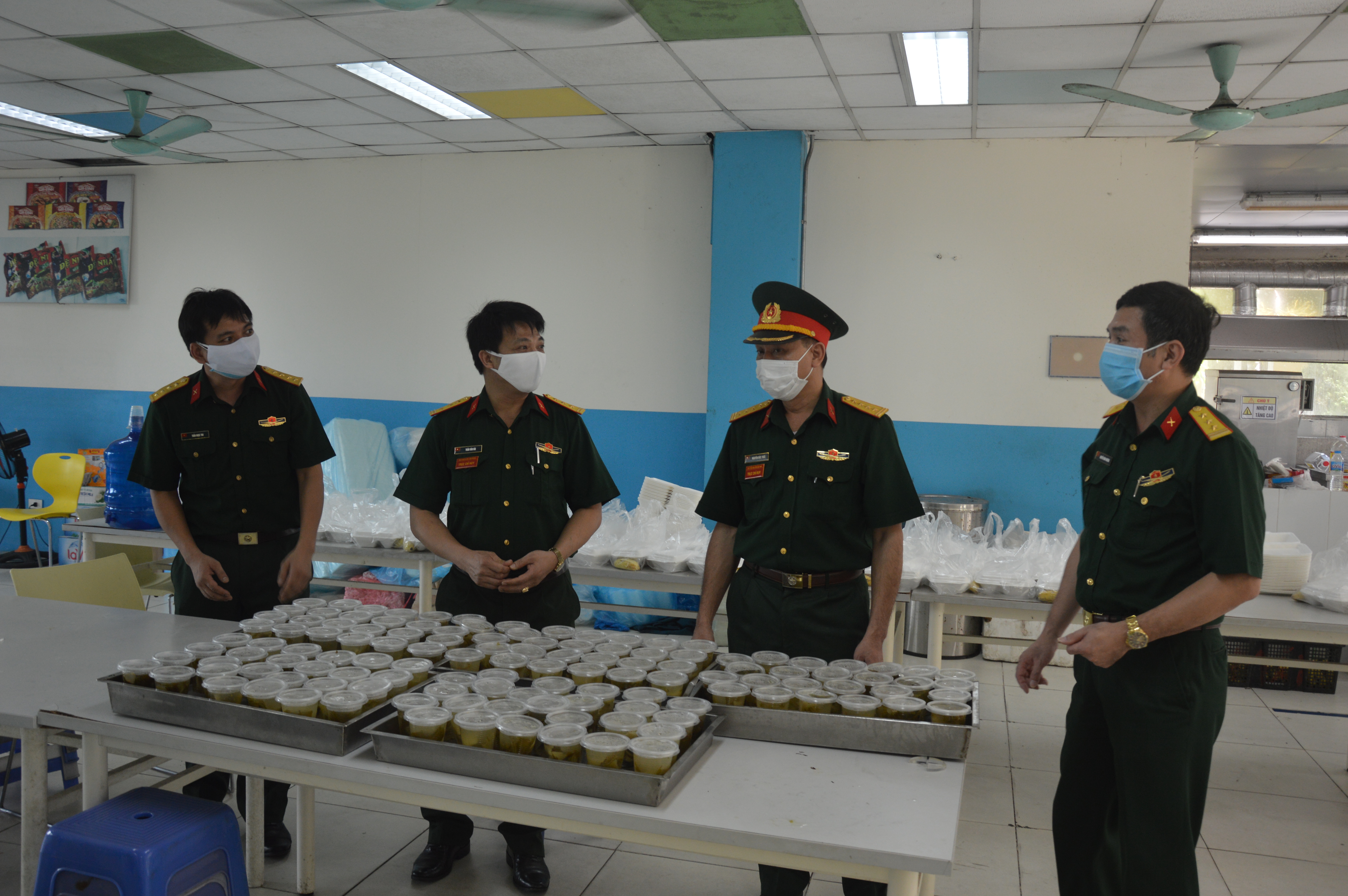 Triển khai đồng bộ, quyết liệt các giải pháp chống “giặc Covid-19”